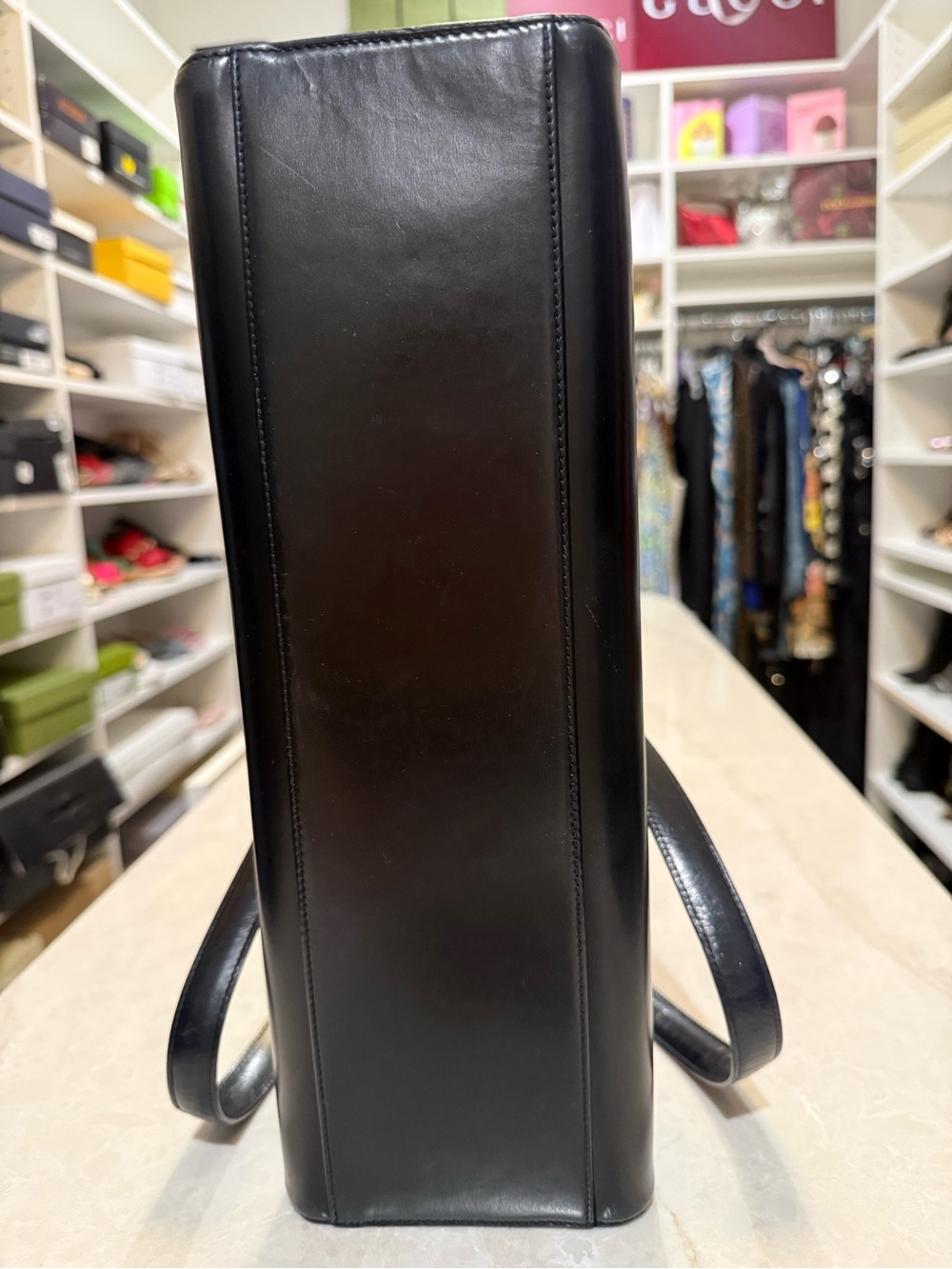 Cartier
Vintage Leather Panthere tote bag in EUC - Picture 8 of 17